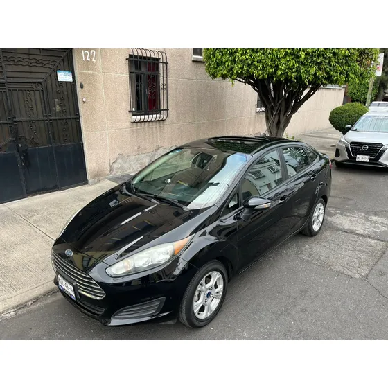 Ford Fiesta 1.6 Se Sedan Mt