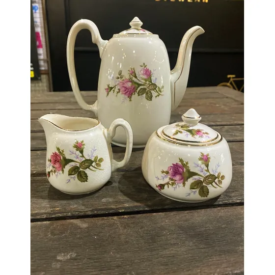 Juego De Cafetera, Lechera Y Azucarera (detalle) Hartford