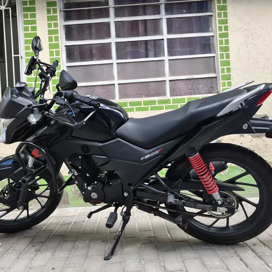 Honda Cbf 125 Color Negro, 1700km, Modelo 2024