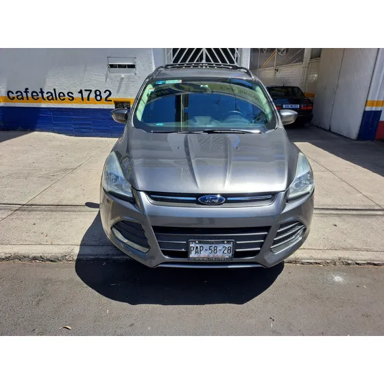 Ford Escape 2.5 Se Plus Mt