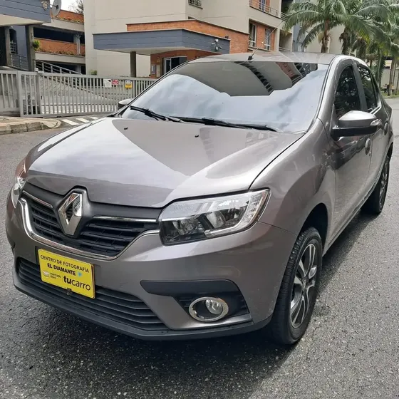 Renault Logan 2026 1.6 Intens Aut