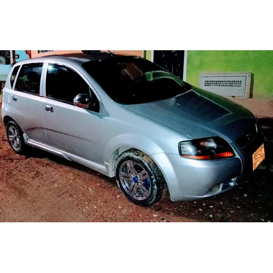 Chevrolet Aveo 1.6 Five