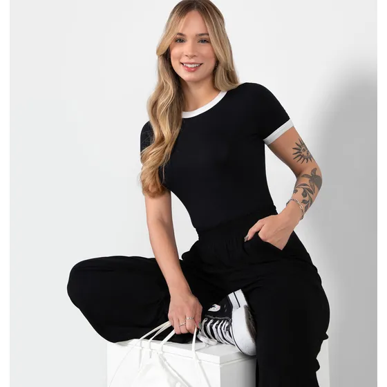 Blusa Bicolor Com Manga Curta