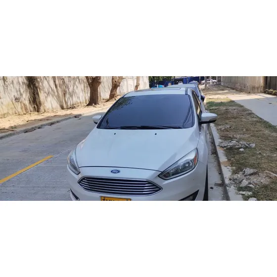 Ford Focus 2.0 Titanium