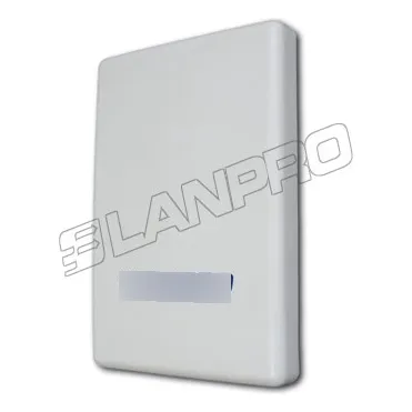 Antena Direccional 18 Dbi 2.4 Ghz Wifi Lp-panel2418n Lanpro