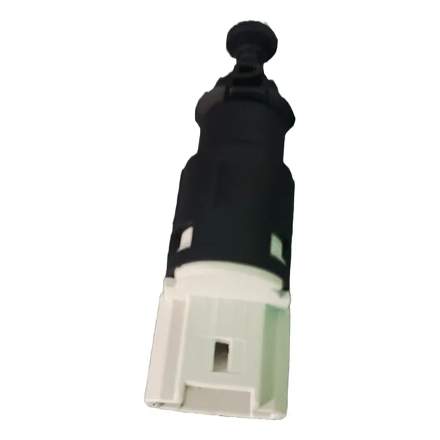 Sensor De Freno Logan Sandero Modelo Nuevo 