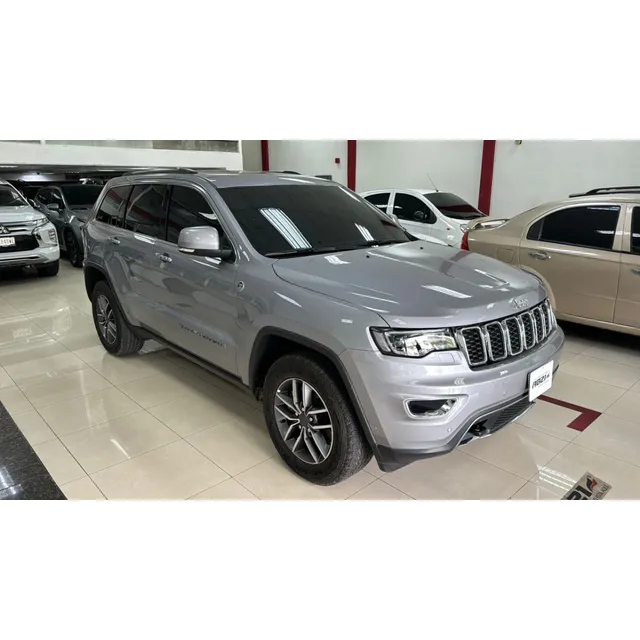 Jeep Grand Cherokee Limited 8v