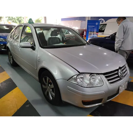 Volkswagen Jetta Clásico 2.0 Cl Team Mt