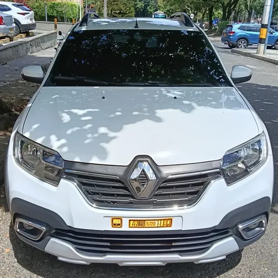 Renault Stepway 2023 1.6 Dynamique / Intens Automática