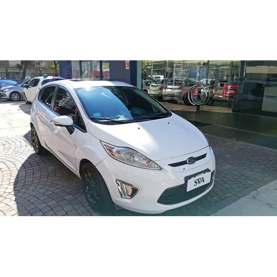 Ford Fiesta Kinetic 1.6 Titanium 120cv