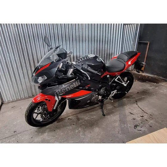 Benelli 302 R. Impecable.