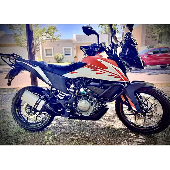 Adventure 250 Con Accesorios