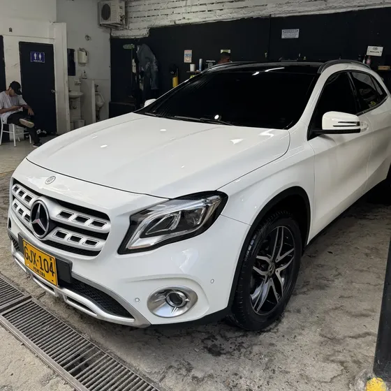 Mercedes-Benz Clase Gla 2020 1.6 200 Urban