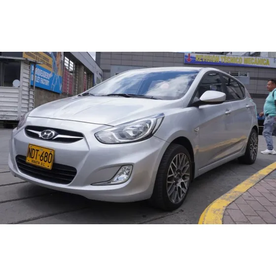 Hyundai Accent 1.6l 5 P