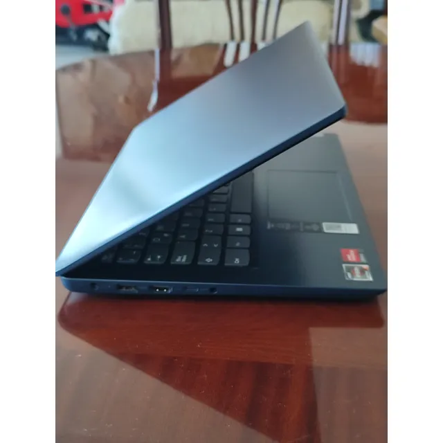Lenovo Ideapad 3 14  8gb De Ram - 512gb Ssd - Amd Ryzen 3 Azul