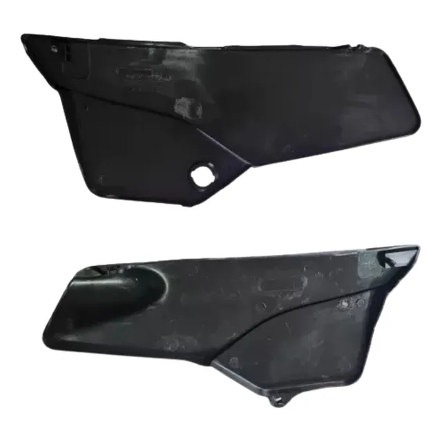 Tapa Lateral Juego Yamaha Dt 125 Color Negro Inyectado Difel