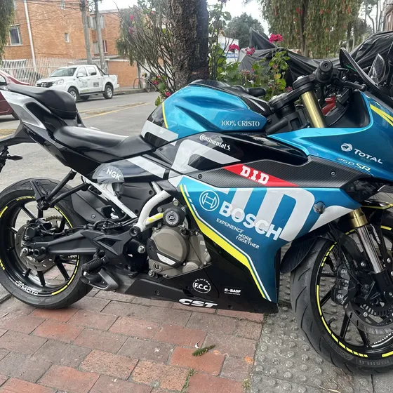 Cfmoto 250 Sr 2021 Varios Adicionales Y Todo Full Hasta 2027