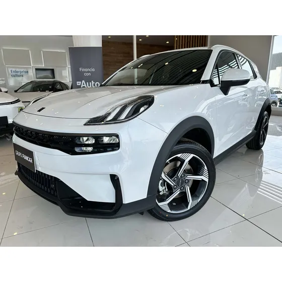 Lynk & Co 06 Core Plus 1.5