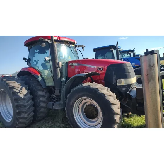 Vendo Tractor Case Puma 205,año 2015, 4x4,piloto,con 15000hs