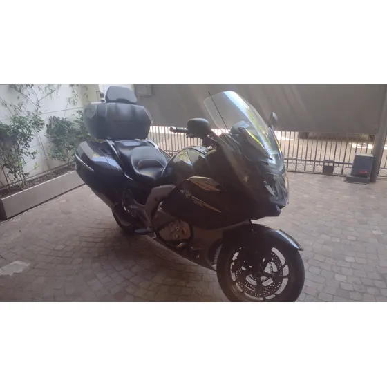 Impecable. Servicio 30000km Hecho. Cubiertas Nuevas.