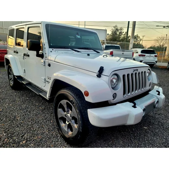 Jeep Wrangler 3.7 Unlimited Sahara 3.6 4x4 At