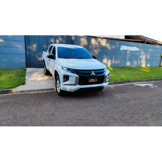 Mitsubishi L200 2.4 Mpi Glx Mt 4wd