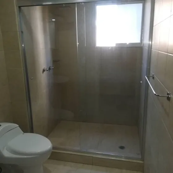 Puertas Para Baños En Vidrio Templado