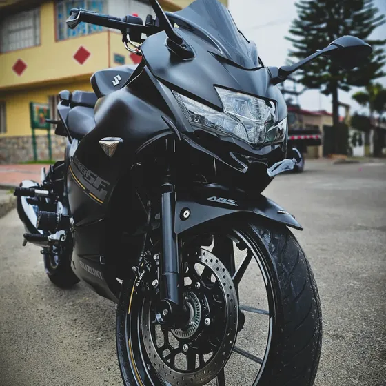Vendo Motocicleta Suzuki Gixxer Sf 250  Precio: $13.300.000