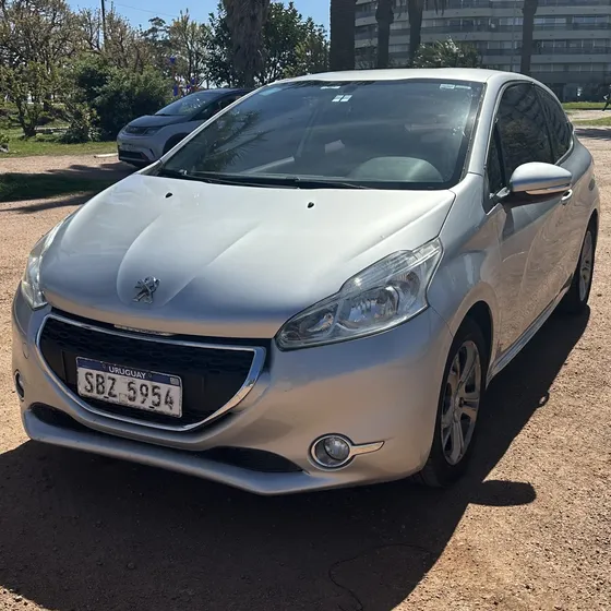 Peugeot 208 2016 1.2 Active 3p