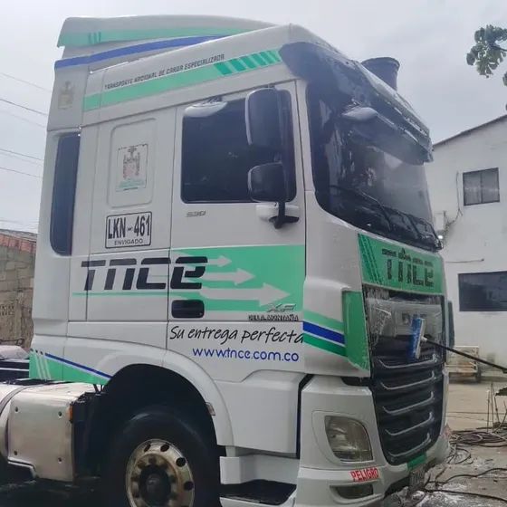 Tracto Camion Daf Xf530 En Excelentes Condiciones.