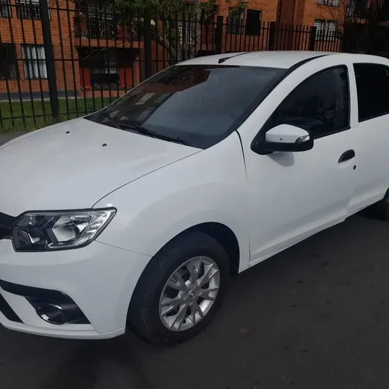 Renault Logan 2023 1.6 Life