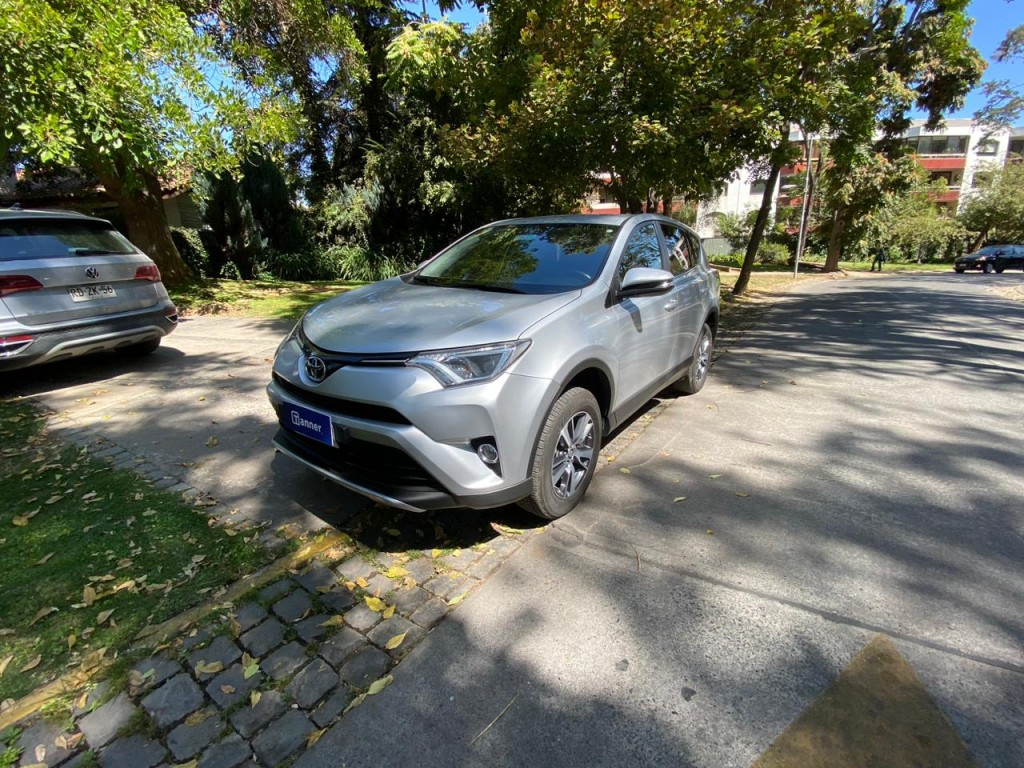 Toyota Rav4 2.0