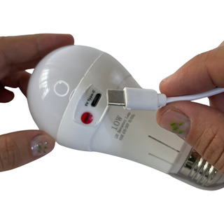 Foco Led 10 Watts Emergencia Cable Cargador Tipo C Portátil Foco Led 10 Watts Emergencia Cable Cargador Tipo C Portátil