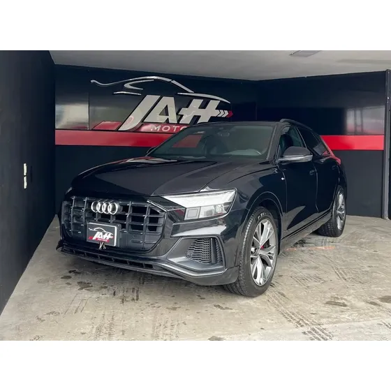 Audi Q8 S Line Mild Hybrid 3.0