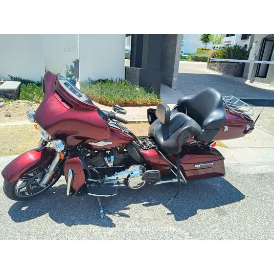 Bonita Harley Color Vino, Llantas Nuevas Impecable,