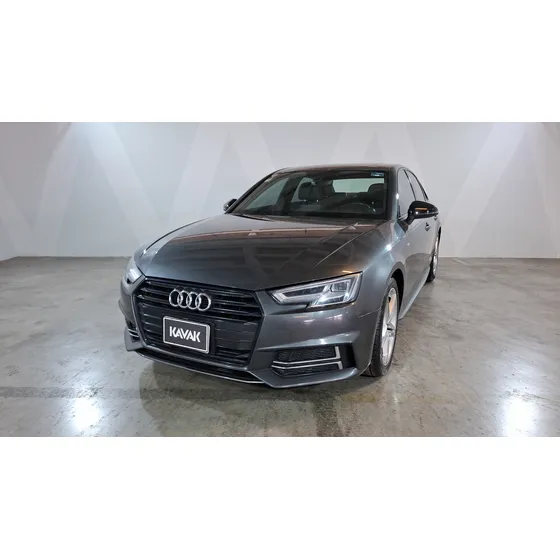 Audi A4 2.0 Tfsi S Line S-tronic