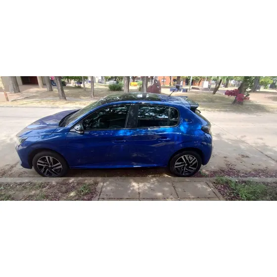 Peugeot 208 1.6 Road Trip