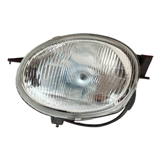 Faro Toyota Corolla 1999/2000 Sapito Izquierdo