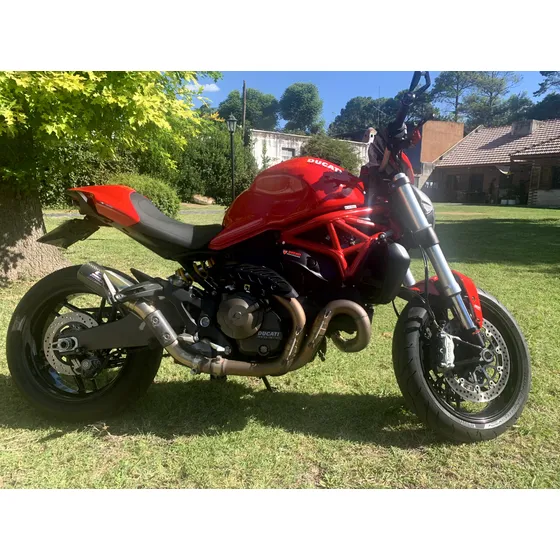 Ducati Monster 821 2017 ,  Mas De 3000 Usd En Accesorios