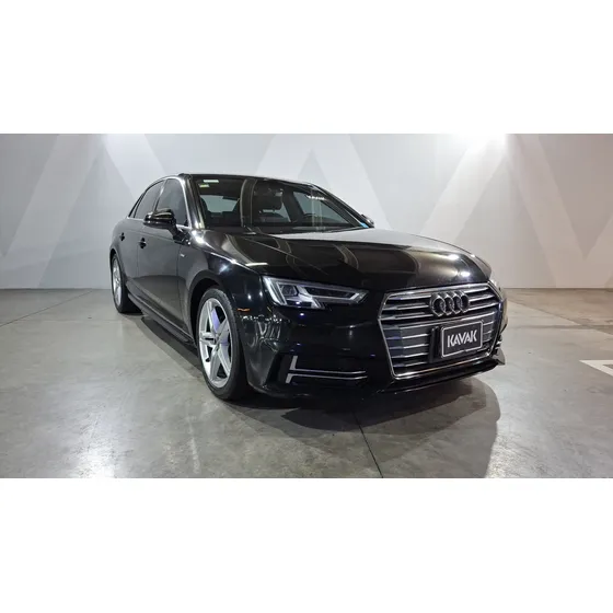 Audi A4 2.0 S Line Dct
