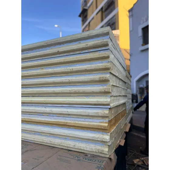 Panel De Poliuretano 2.4x1.18 Mts 10cm Conge Aluminio Stucco