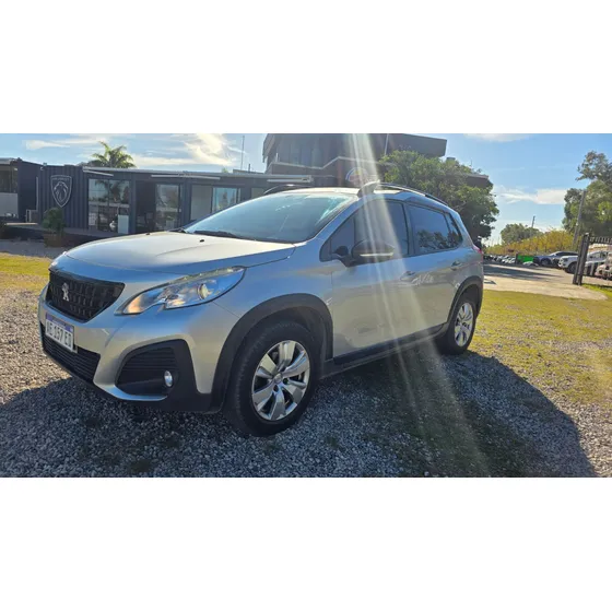 Peugeot 2008 1.6 Allure Am20