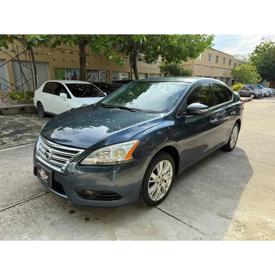 Nissan Sentra 1.8 B17 Exclusive Plus