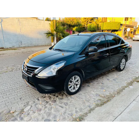 Nissan V-drive 1.6 Mt A/c Audio