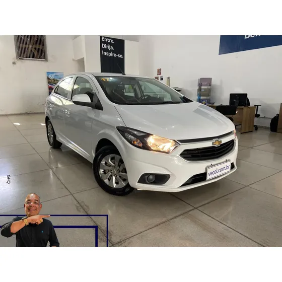 Chevrolet Onix Hatch 1.0 4p Flex Lt