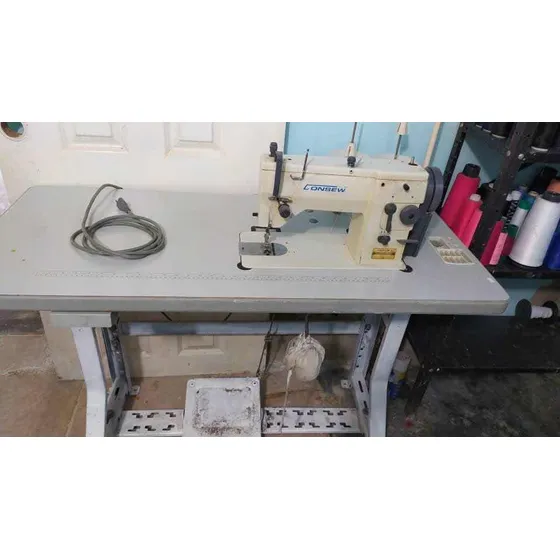 Maquina Industrial Recta Con Zigzag Marca Consec Usada