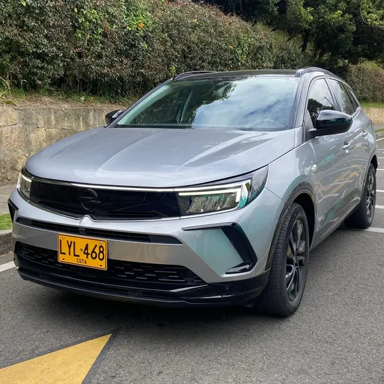 Opel Grandland X 2024 1.6l Edition