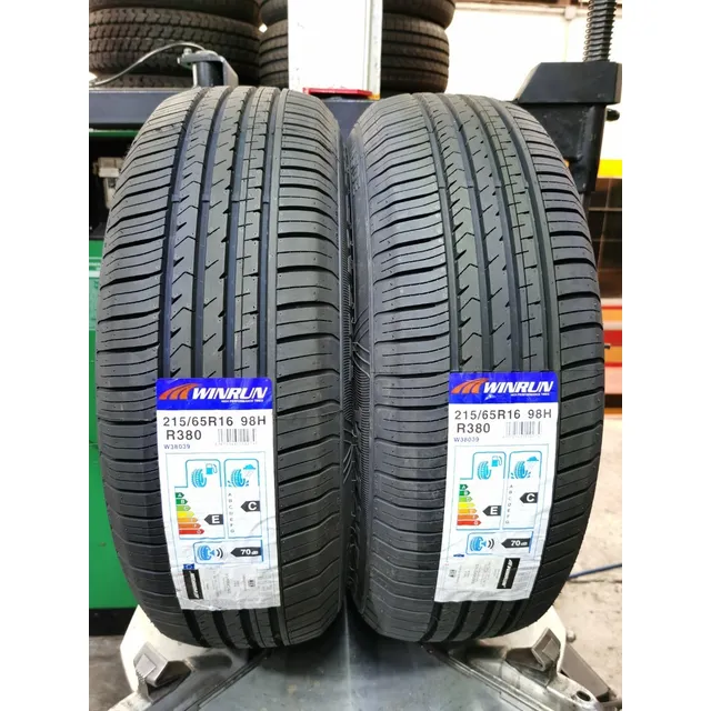 De 2 Llantas 215/65 R16 Winrun R380 98h