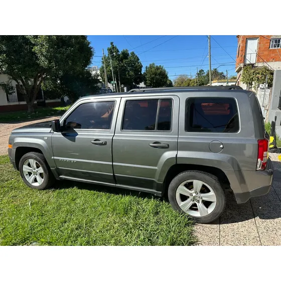 Jeep Patriot 2.4 Sport 4x4 170cv Atx