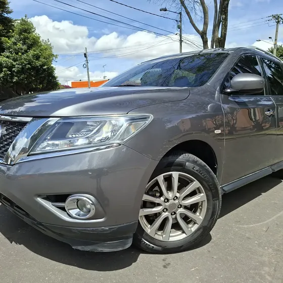 Nissan Pathfinder 2015 3.5 R52 Advance